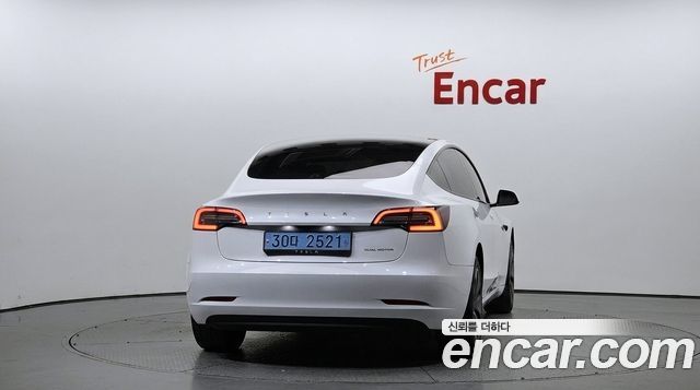 Tesla Model 3 Long Range AWD 2024 — фото 4