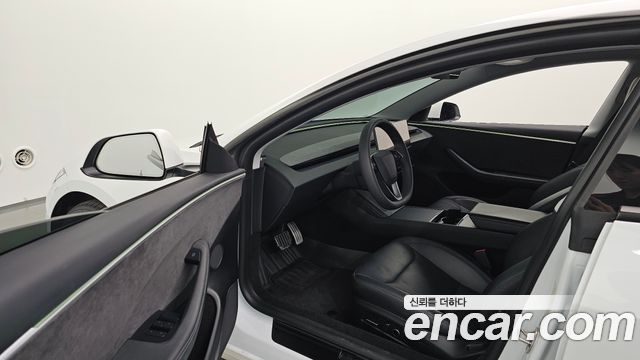 Tesla Model 3 Long Range AWD 2024 — фото 10