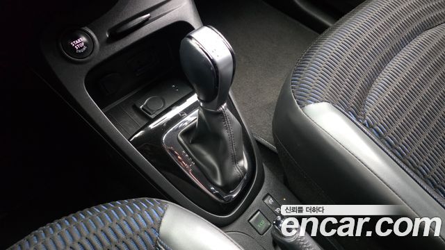 Renault Korea QM3 RE Signature 2017 — фото 9