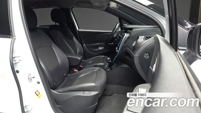 Renault Korea QM3 RE Signature 2017 — фото 11