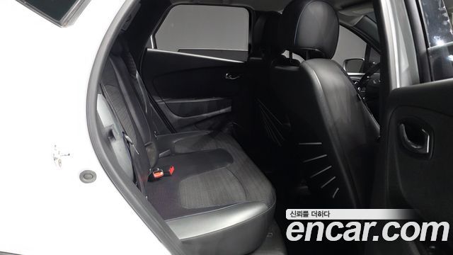 Renault Korea QM3 RE Signature 2017 — фото 12