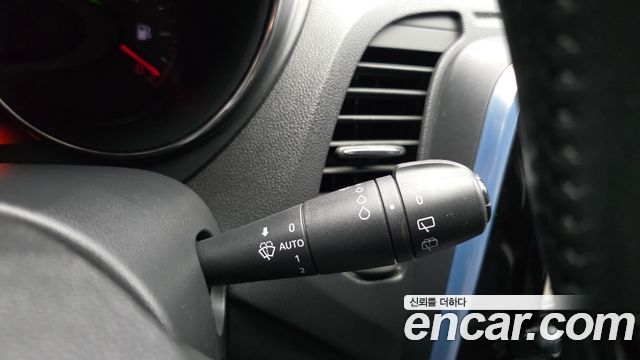 Renault Korea QM3 RE Signature 2017 — фото 18