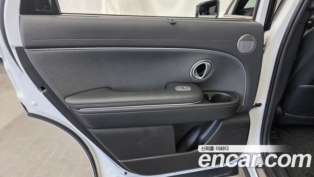 Hyundai Palisade (LX3) HEV 2.5T 2WD 7-Seater Calligraphy 2026 — фото 25