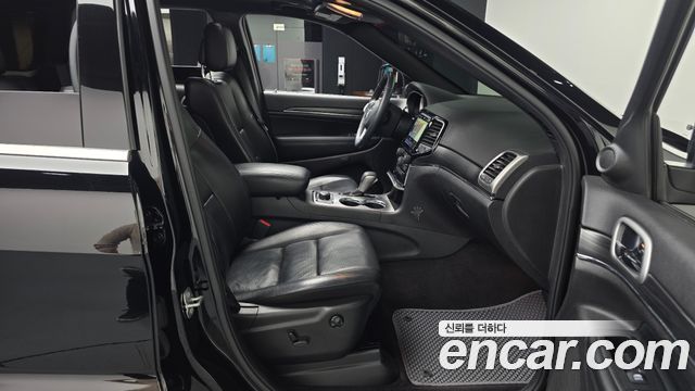 Jeep Grand Cherokee 3.6 Limited WK2 2019 — фото 11