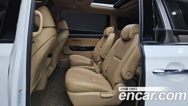 Kia Carnival Gasoline 9-seater Noblesse 2018 — фото 12