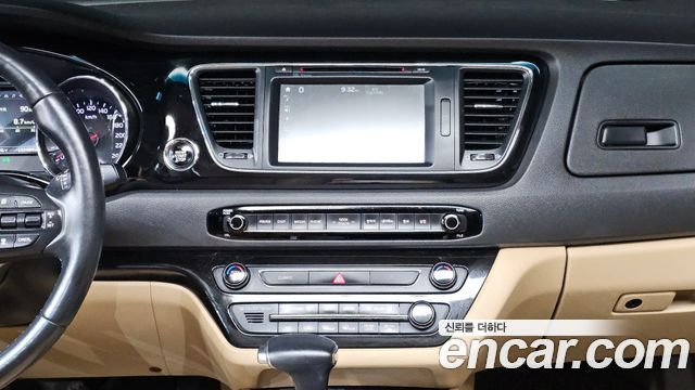Kia Carnival Gasoline 9-seater Noblesse 2018 — фото 15