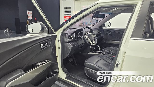 KG Mobility (SsangYong) Tivoli VX 2WD 2016 — фото 10