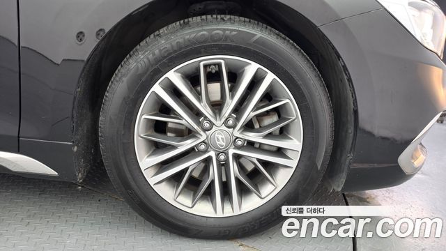 Hyundai Grandeur (IG) 2.4 Premium 2018 — фото 5