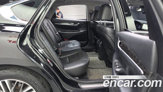 Hyundai Grandeur (IG) 2.4 Premium 2018 — фото 12