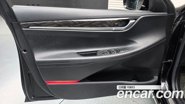 Hyundai Grandeur (IG) 2.4 Premium 2018 — фото 24
