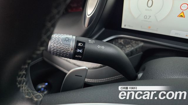 Genesis G90 (RS4) Gasoline 3.5 Turbo 2WD 2022 — фото 36