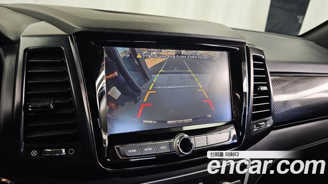 KG Mobility (SsangYong) Rexton Sports Khan Diesel 2.2 2WD Prestige Special (5-Link) 2021 — фото 15