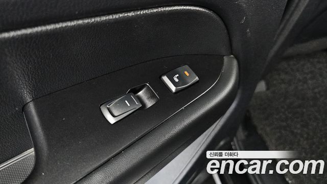 KG Mobility (SsangYong) Rexton Sports Khan Diesel 2.2 2WD Prestige Special (5-Link) 2021 — фото 19