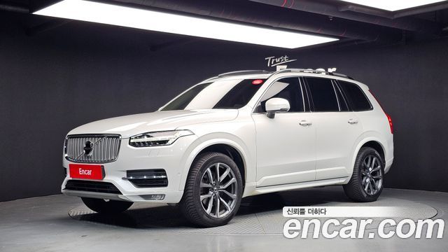 Volvo XC90 (II) D5 Momentum 2018 — фото 1