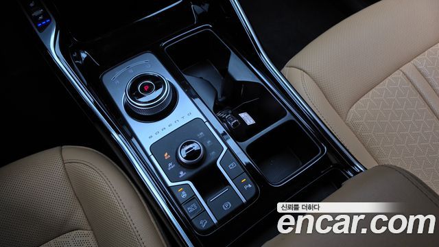 Kia Sorento (IV) HEV 1.6 4WD Noblesse 2023 — фото 9