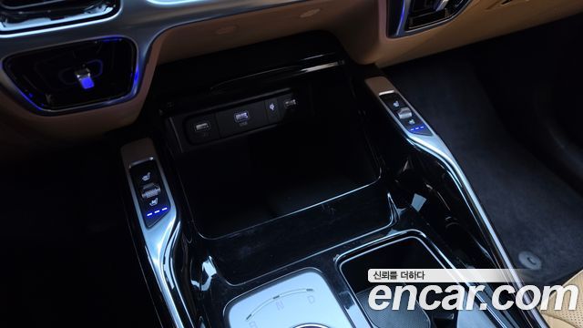 Kia Sorento (IV) HEV 1.6 4WD Noblesse 2023 — фото 19