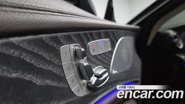 Mercedes-Benz CLS-Class (C257) CLS450 4MATIC AMG Line 2020 — фото 34