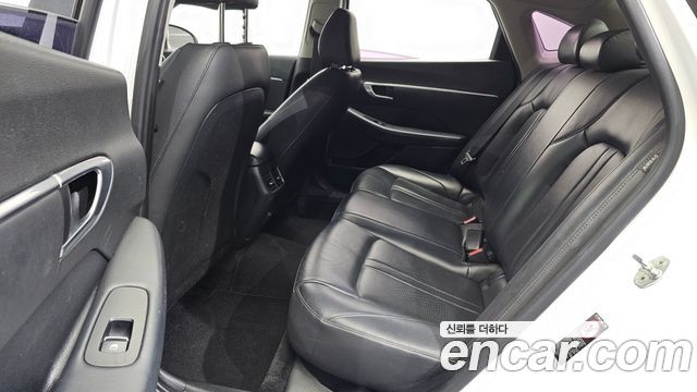 Hyundai Sonata (DN8) 2.0 Premium 2020 — фото 12
