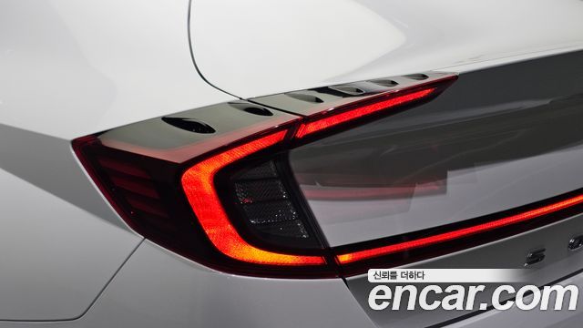 Hyundai Sonata (DN8) 2.0 Premium 2020 — фото 23