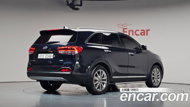 Kia Sorento Diesel 2.0 2WD Noblesse Special 2017 — фото 2