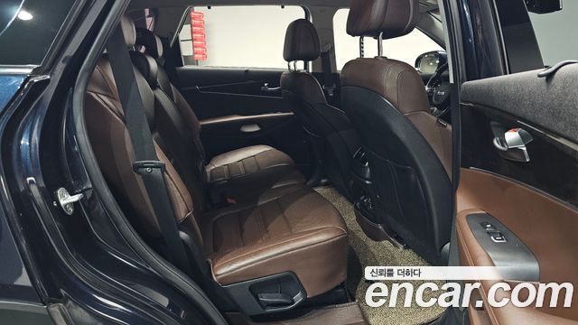 Kia Sorento Diesel 2.0 2WD Noblesse Special 2017 — фото 12