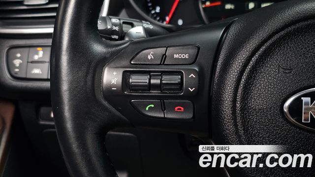 Kia Sorento Diesel 2.0 2WD Noblesse Special 2017 — фото 14