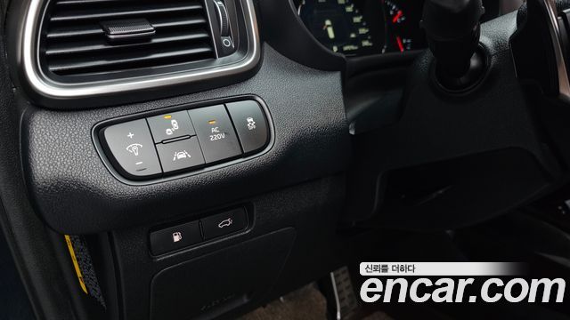 Kia Sorento Diesel 2.0 2WD Noblesse Special 2017 — фото 16