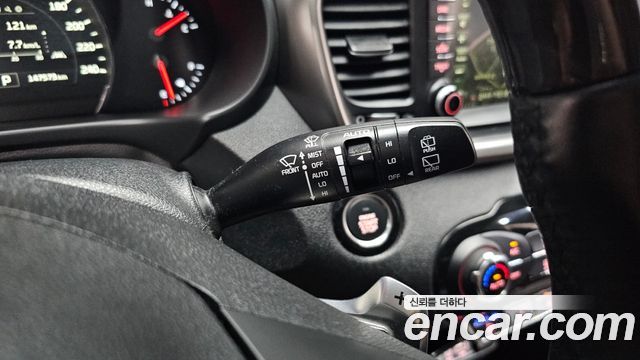 Kia Sorento Diesel 2.0 2WD Noblesse Special 2017 — фото 18
