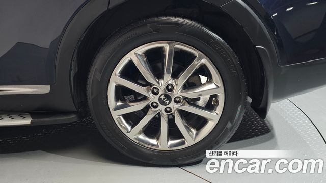 Kia Sorento Diesel 2.0 2WD Noblesse Special 2017 — фото 21