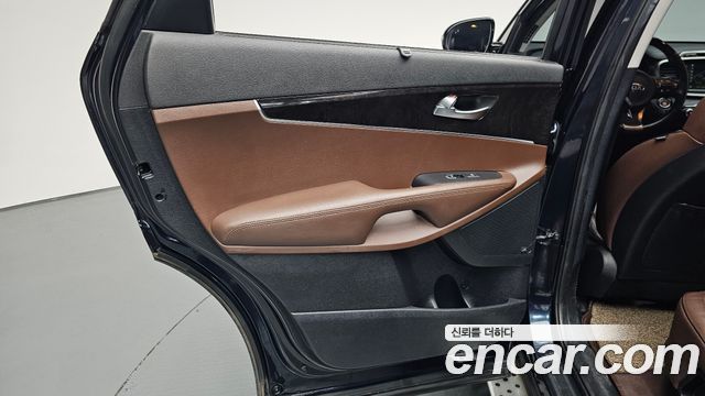 Kia Sorento Diesel 2.0 2WD Noblesse Special 2017 — фото 25