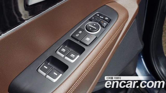 Kia Sorento Diesel 2.0 2WD Noblesse Special 2017 — фото 28