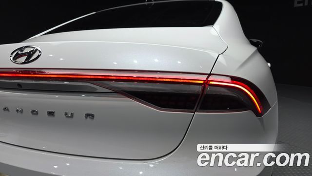 Hyundai Grandeur (IG) 2.5 Calligraphy 2020 — фото 23