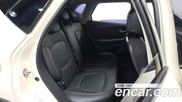 Renault Korea QM3 RE 2016 — фото 11