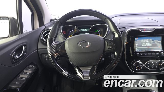 Renault Korea QM3 RE 2016 — фото 12