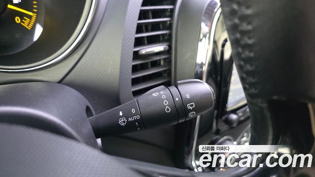 Renault Korea QM3 RE 2016 — фото 19