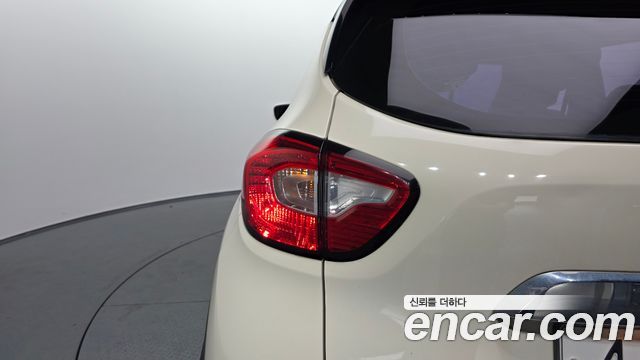 Renault Korea QM3 RE 2016 — фото 23