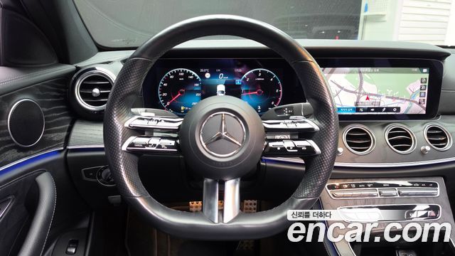 Mercedes-Benz E-Class (W213) E220d 4MATIC AMG Line 2021 — фото 12
