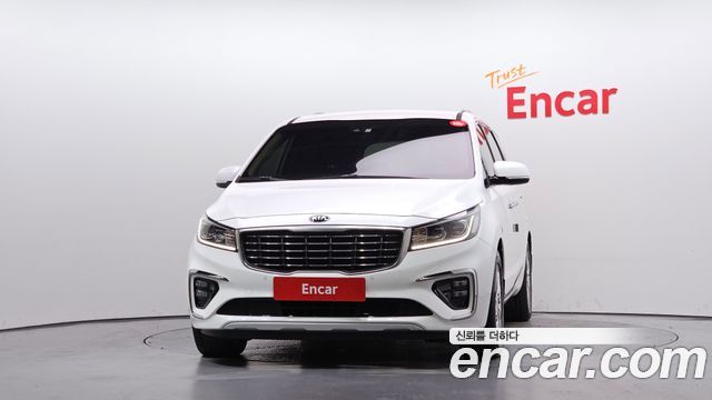 Kia Carnival 9-Seater Prstige 2019 — фото 3