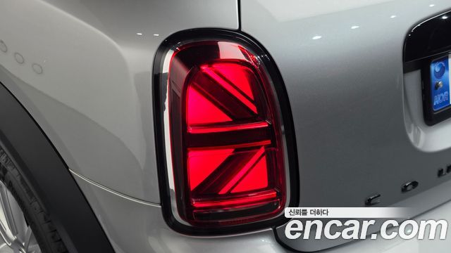 MINI Cooper Countryman Classic 2nd 2023 — фото 23