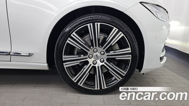 Volvo S90 B6 AWD Inscription 2021 — фото 21