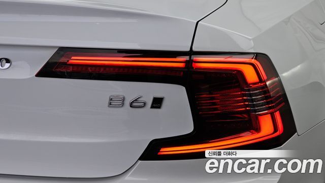 Volvo S90 B6 AWD Inscription 2021 — фото 23