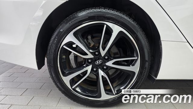 Hyundai i40 Saloon 1.7 VGT D SPEC 2016 — фото 5