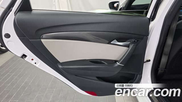 Hyundai i40 Saloon 1.7 VGT D SPEC 2016 — фото 25