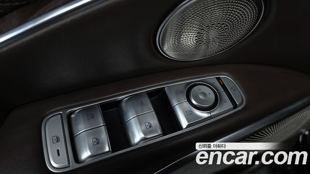 Kia K9 3.8 GDI AWD Grand Platinum 2019 — фото 30