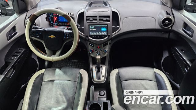 Chevrolet Aveo Sedan 1.4 Turbo Perfect black 2016 — фото 7