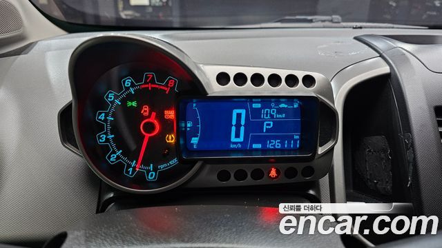 Chevrolet Aveo Sedan 1.4 Turbo Perfect black 2016 — фото 8