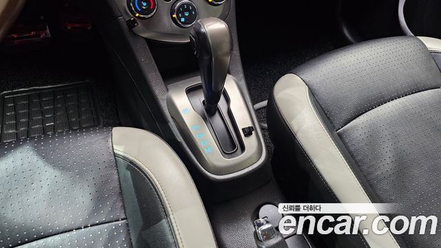 Chevrolet Aveo Sedan 1.4 Turbo Perfect black 2016 — фото 9