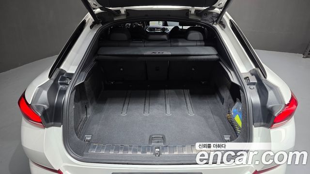 BMW X6 (G06) xDrive40i M Sport 2022 — фото 18