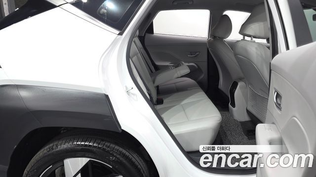 Hyundai Kona (SX2) Gasoline 1.6 Turbo 2WD Inspiration 2023 — фото 11