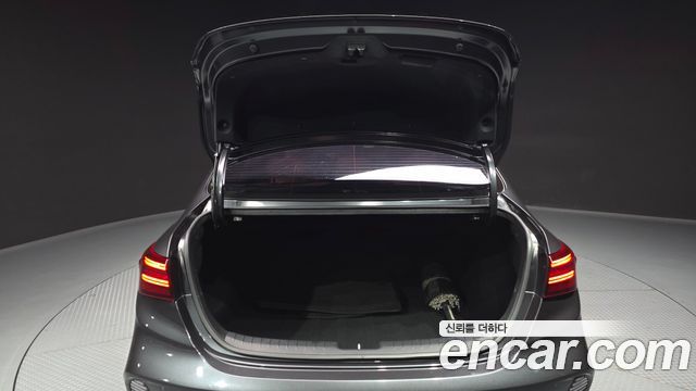 Kia K3 (II) 1.6 Prestige 2023 — фото 20